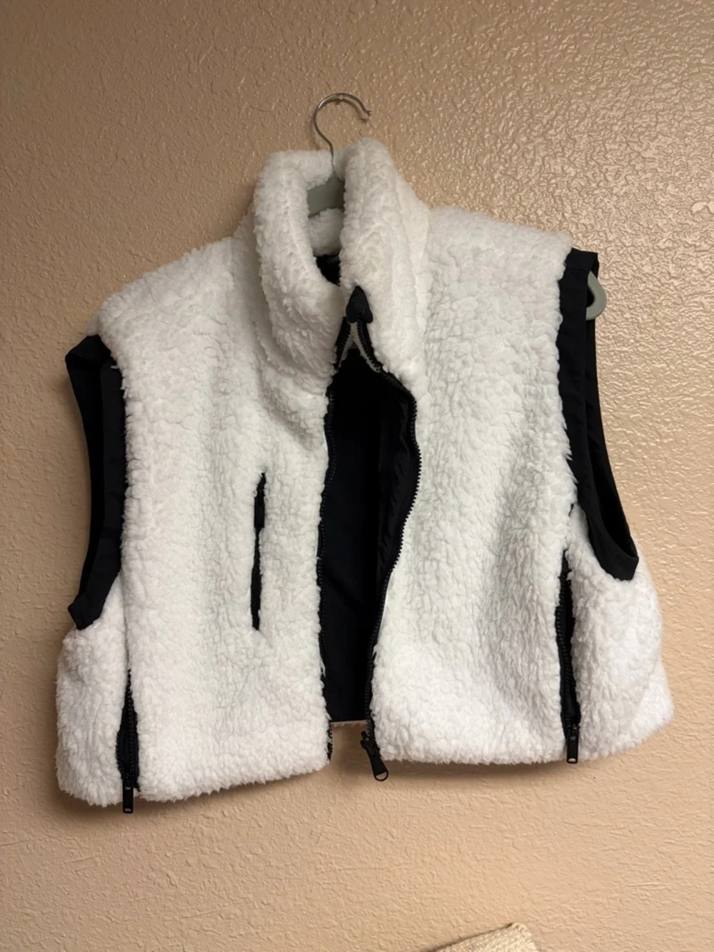 Free People Movement Reversible Vest - Picture 4 of 6